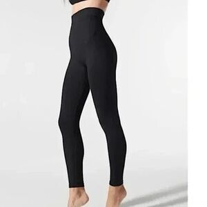 BLANQI Black Highwaist Everyday Leggings Size Small